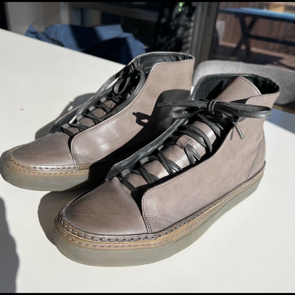 John Varvatos Leather Sneakers. Men’s 10.5